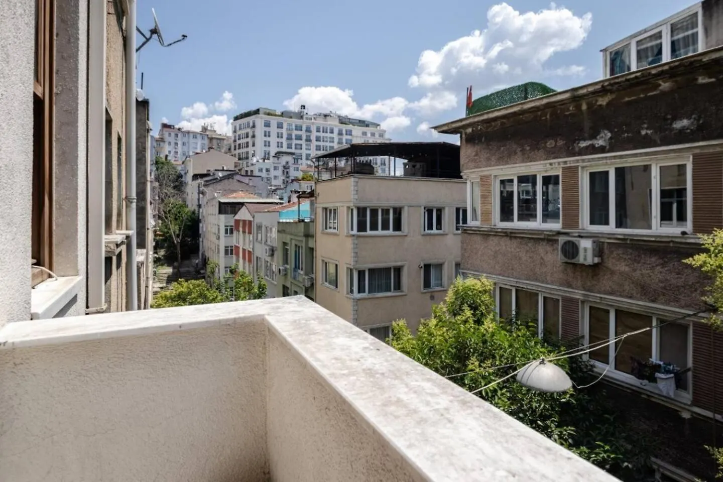 Chic 2br Retreat House - Heart Of Cihangir! #394 Istambul